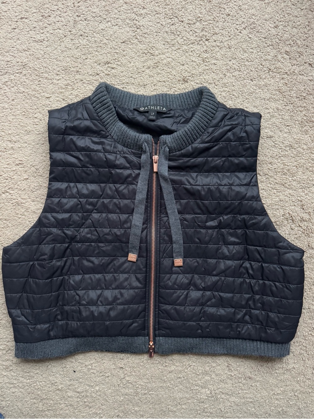 Athleta Quilted Cropped Vest in Dark Charcoal with Rose Gold Zip